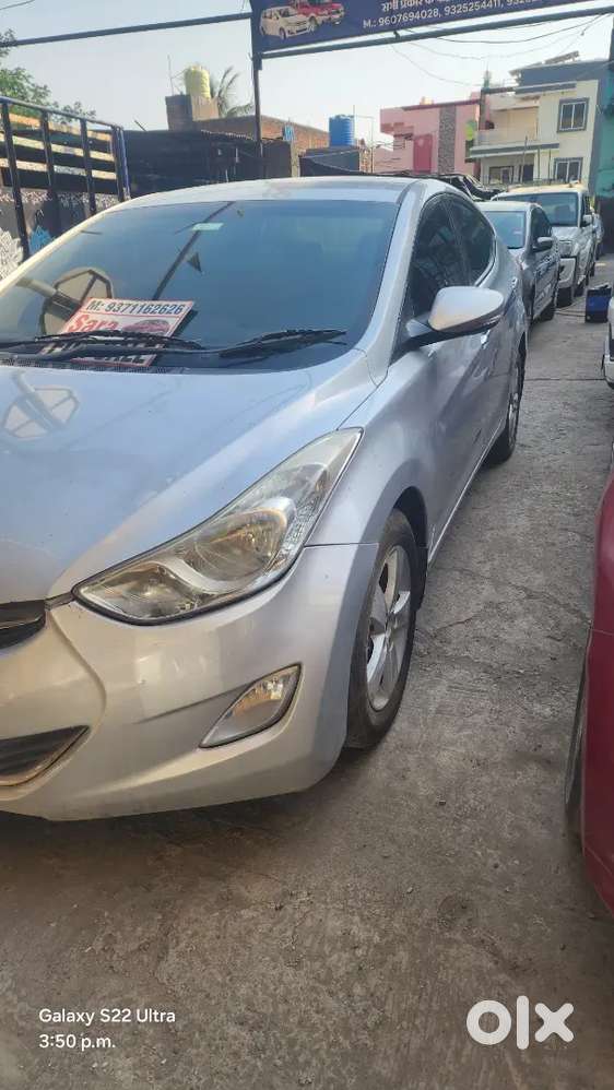 Hyundai Elantra 2013 Diesel 86000 Km Driven