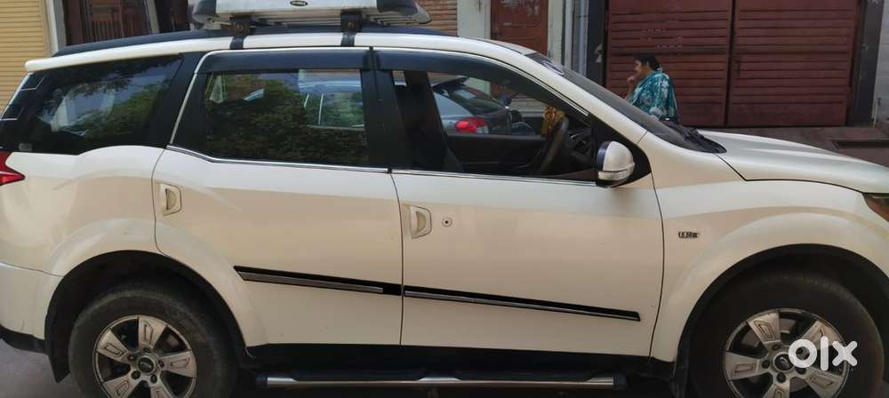 Doctor Driven Mahindra Xuv500 2012 Diesel Well Maintained