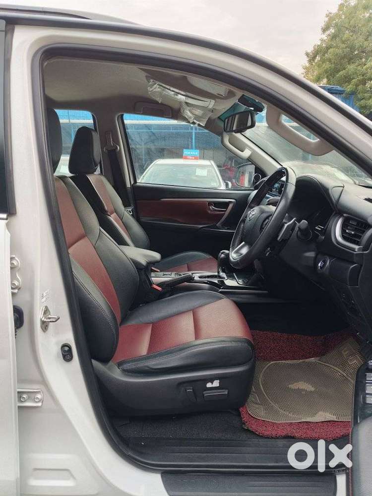 Toyota Fortuner Legender 4x2 At 2.8, 2023, Diesel