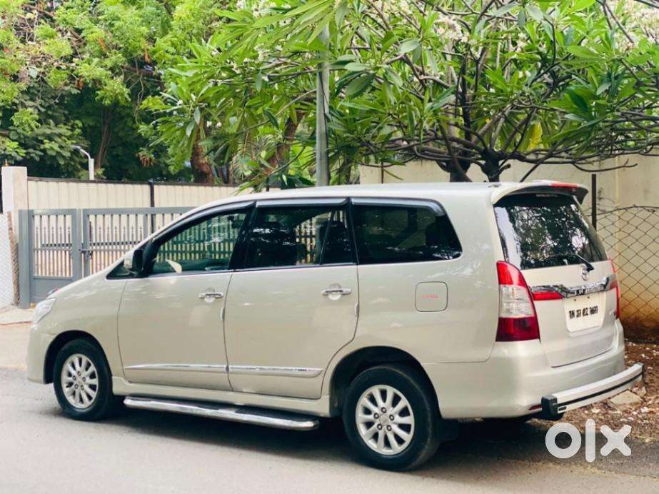 Toyota Innova 2.5 V 8 Str, 2014, Diesel