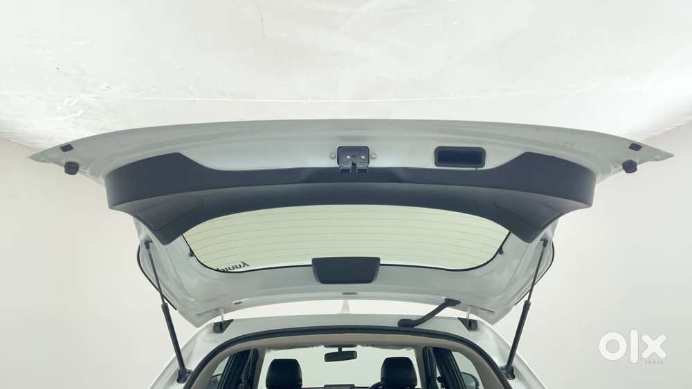 Honda Elevate V Mt, 2023, Petrol