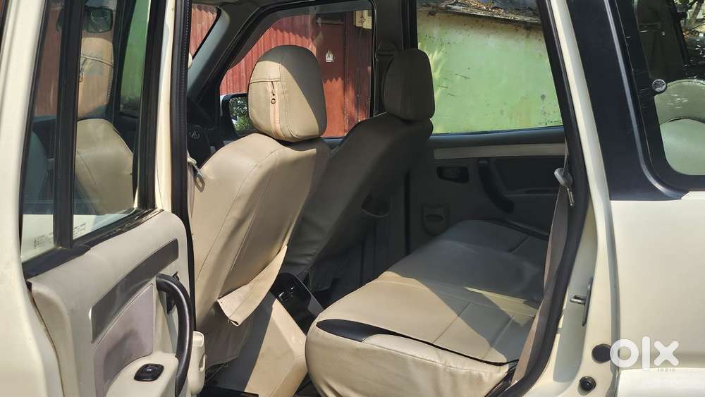 Mahindra Scorpio S10, 2016, Diesel