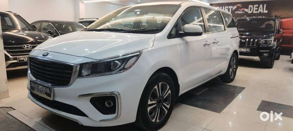 Kia Carnival Premium, 2020, Diesel