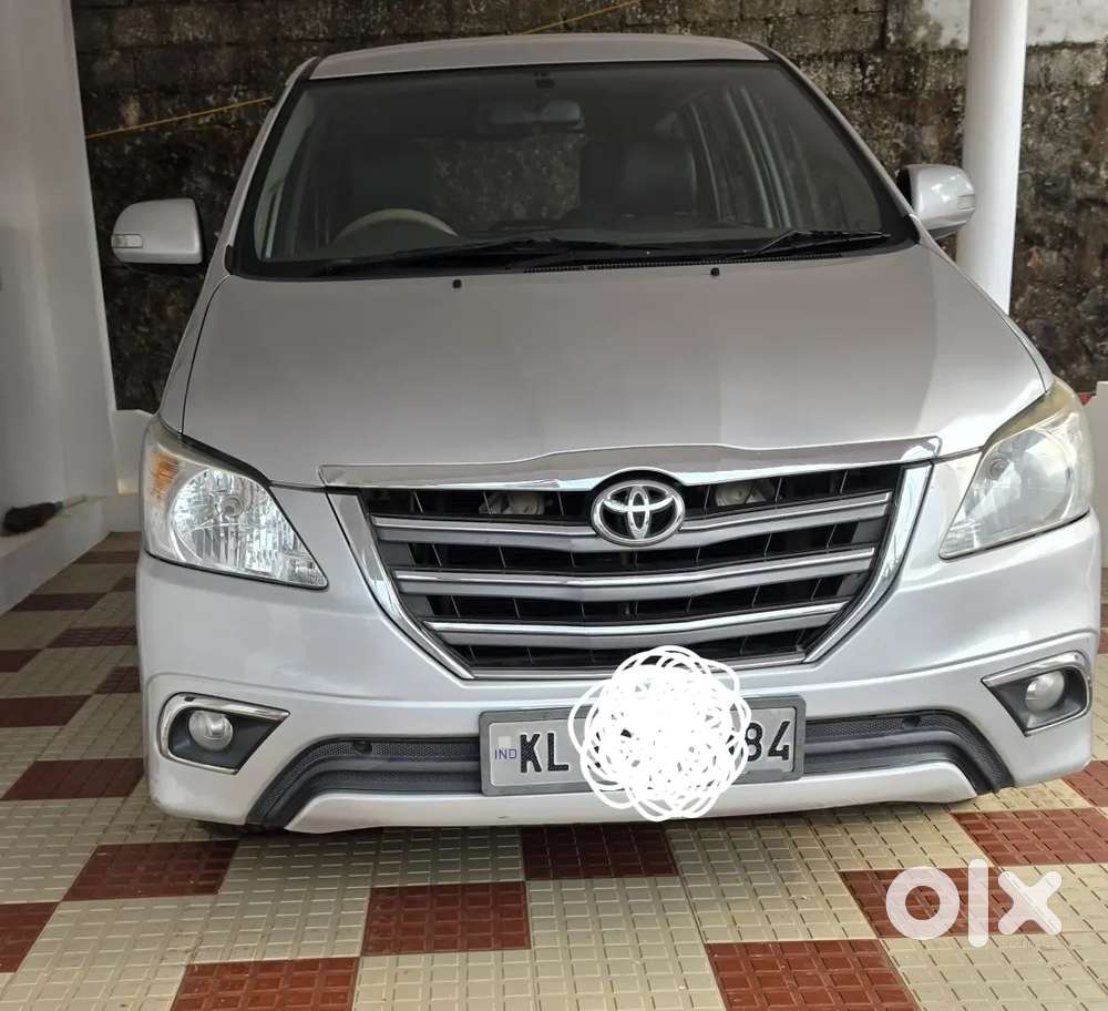 2013 Toyota Innova V 7 Str