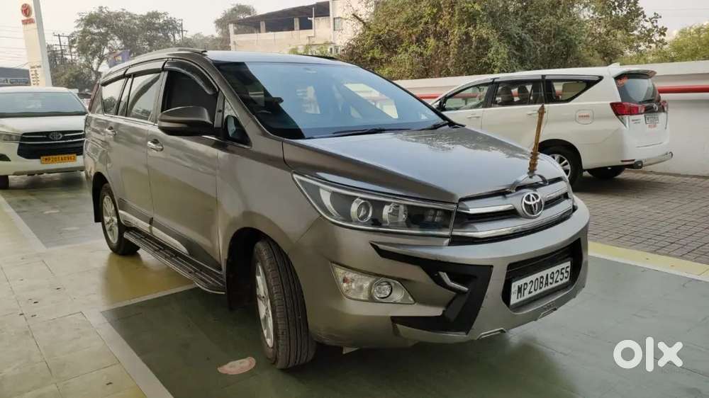 Toyota Innova Crysta 2019