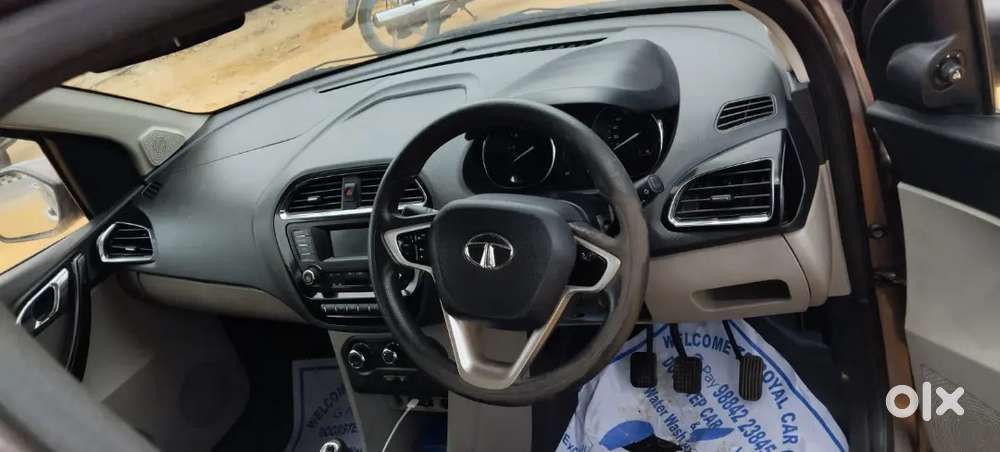 Tata Tiago Xz Top Model Single Owner Doctor Usage  Company Service