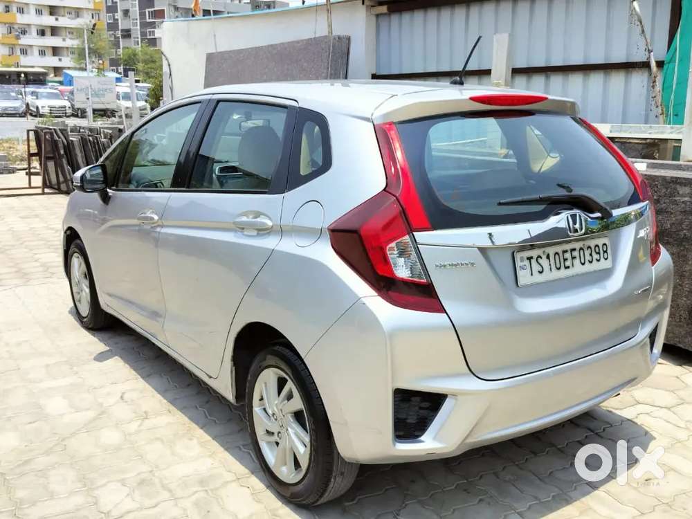 2015 Honda Jazz At Manual Petrol 75600 Km