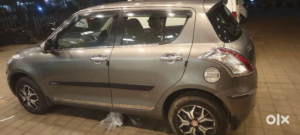 Maruti Suzuki Swift 2016 Diesel 70000 Km Driven