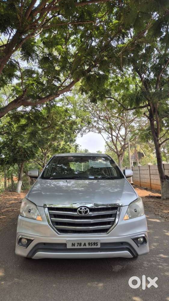 Toyota Innova 2.5 V 8 Str, 2014, Diesel