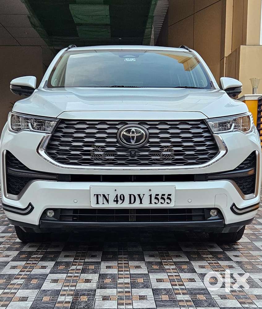 Toyota Innova Hycross 2.0 Zx (o) Hybrid 7 Str, 2024, Petrol