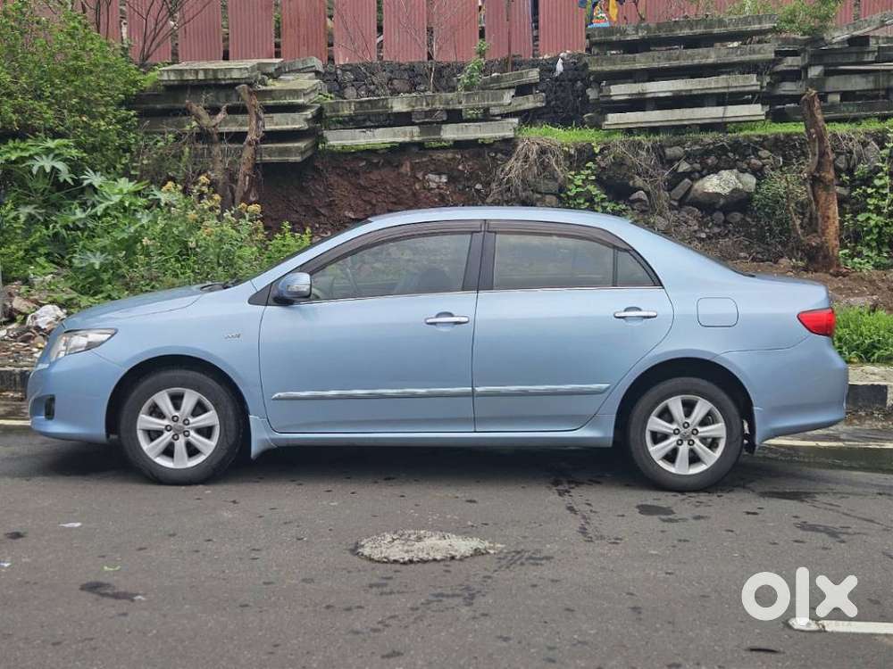 Toyota Corolla Altis G, 2011, Petrol