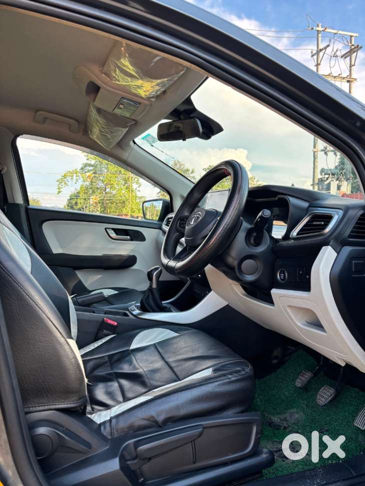 Tata Altroz Xz, 2022, Petrol