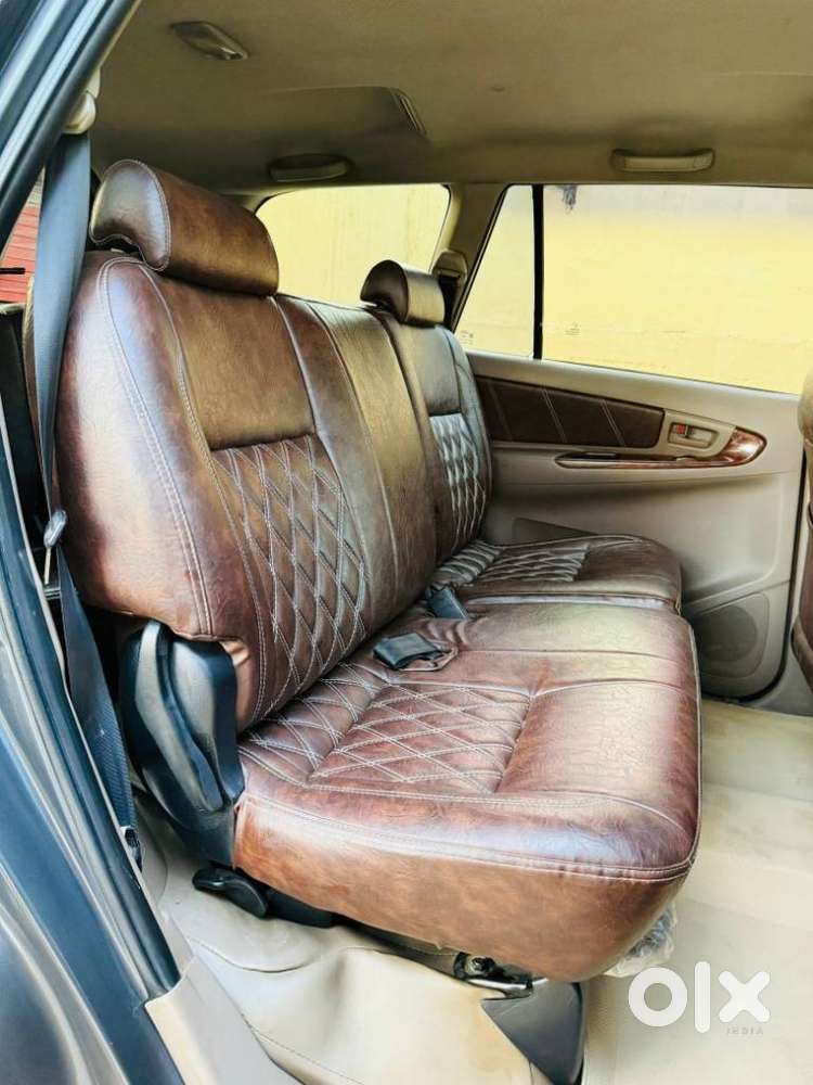 Toyota Innova 2.5 G (diesel) 7 Seater, 2015, Diesel