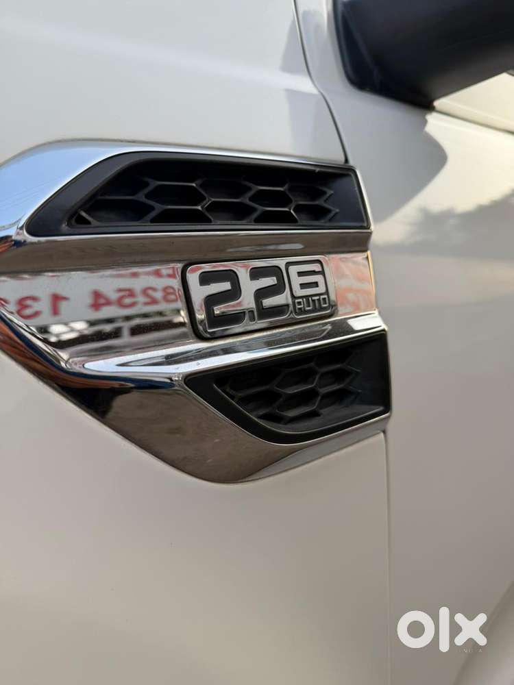 Ford Endeavour 2.2 Titanium At 4x2, 2021, Diesel