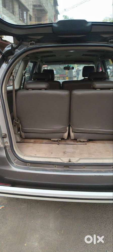 Teacher Owner Innova