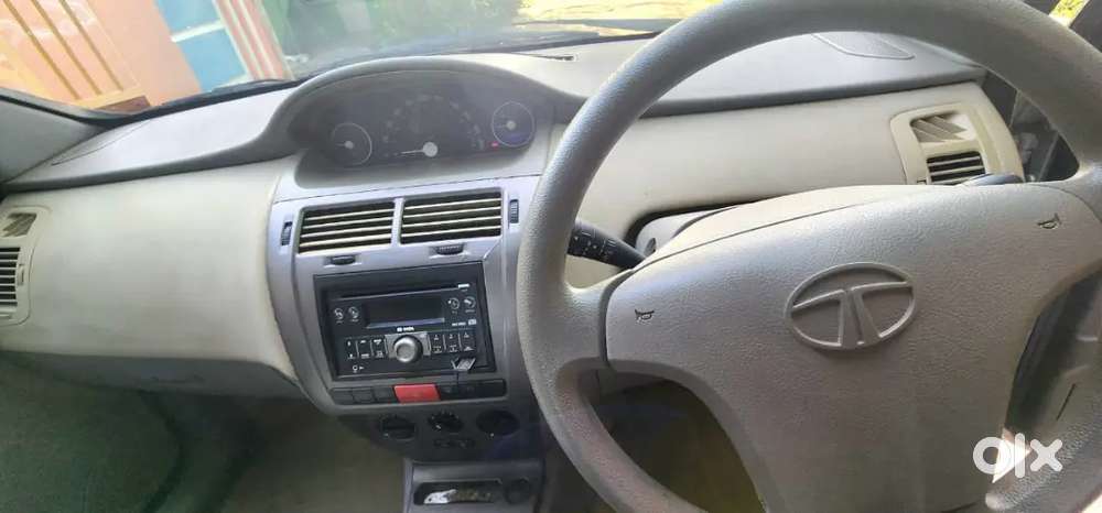 Tata Indica Vista Aqua 2009 Petrol
