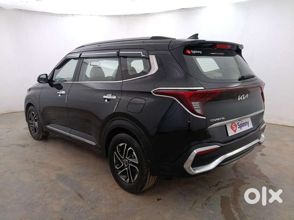 Kia Carens 1.4 Luxury Plus Dct 7 Str, 2022, Petrol