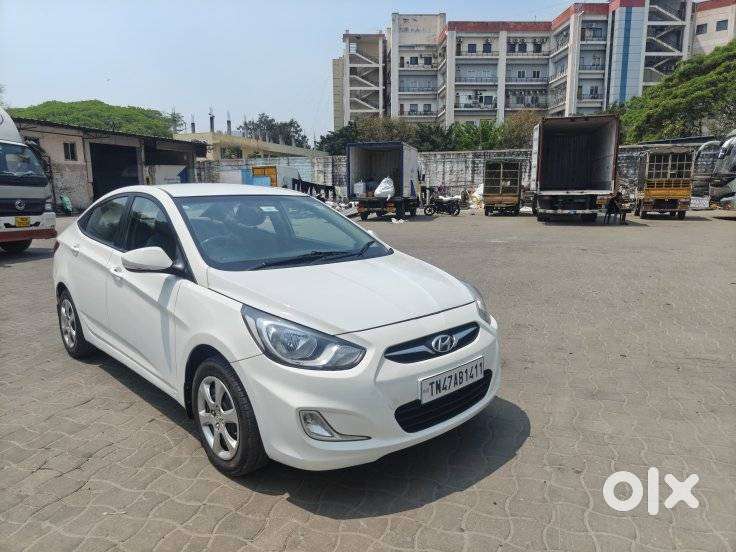 Hyundai Fluidic Verna