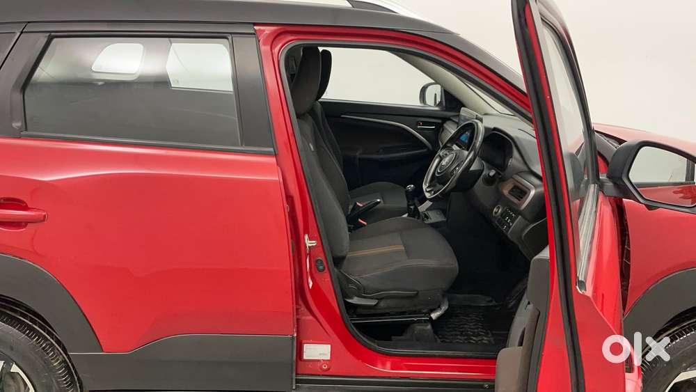 Maruti Suzuki Vitara Brezza 1.5 Zxi Plus At Dual Tone, 2022, Petrol