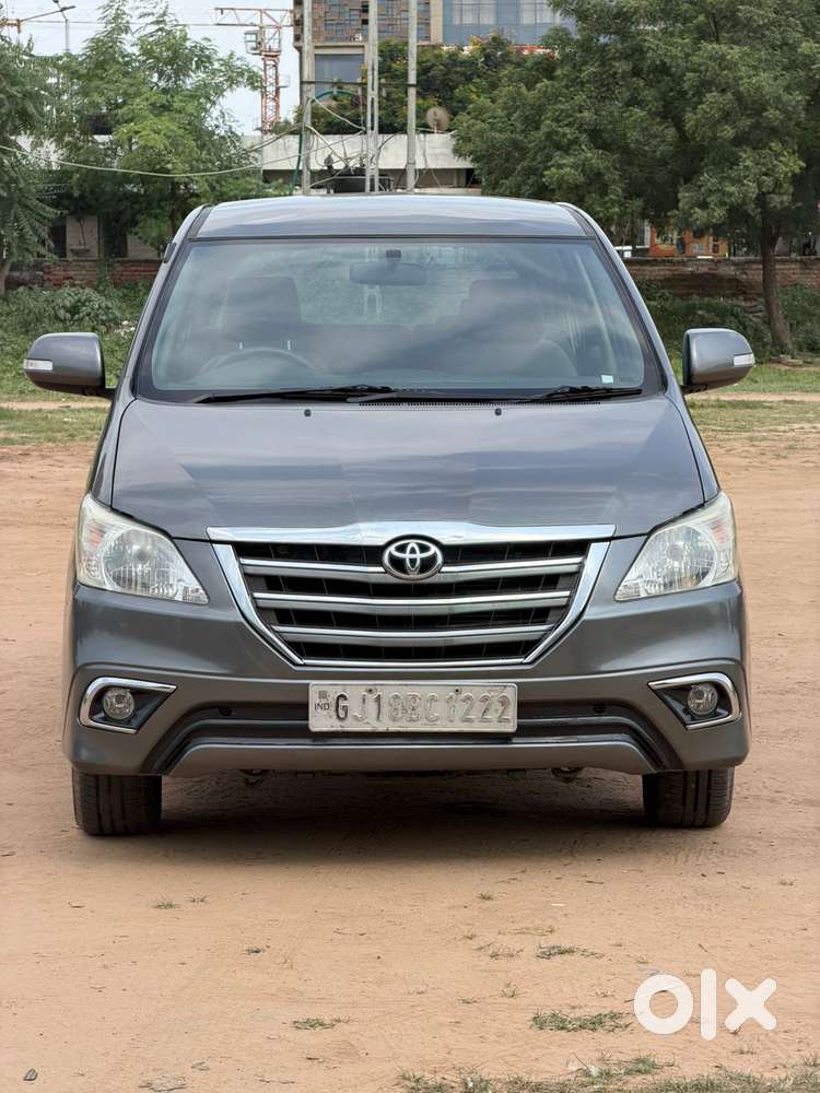 Toyota Innova 2.5 Vx 8 Str Bs-iii, 2013, Diesel