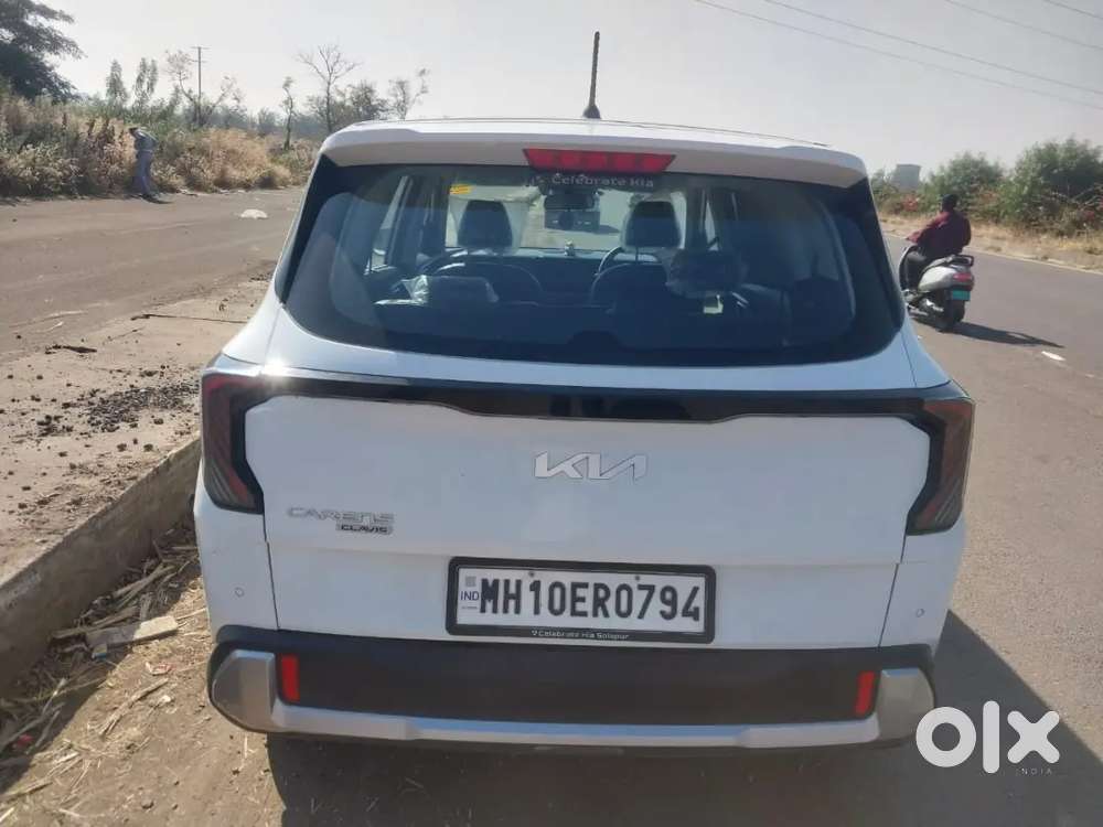 Kia Carens Clavis 2025