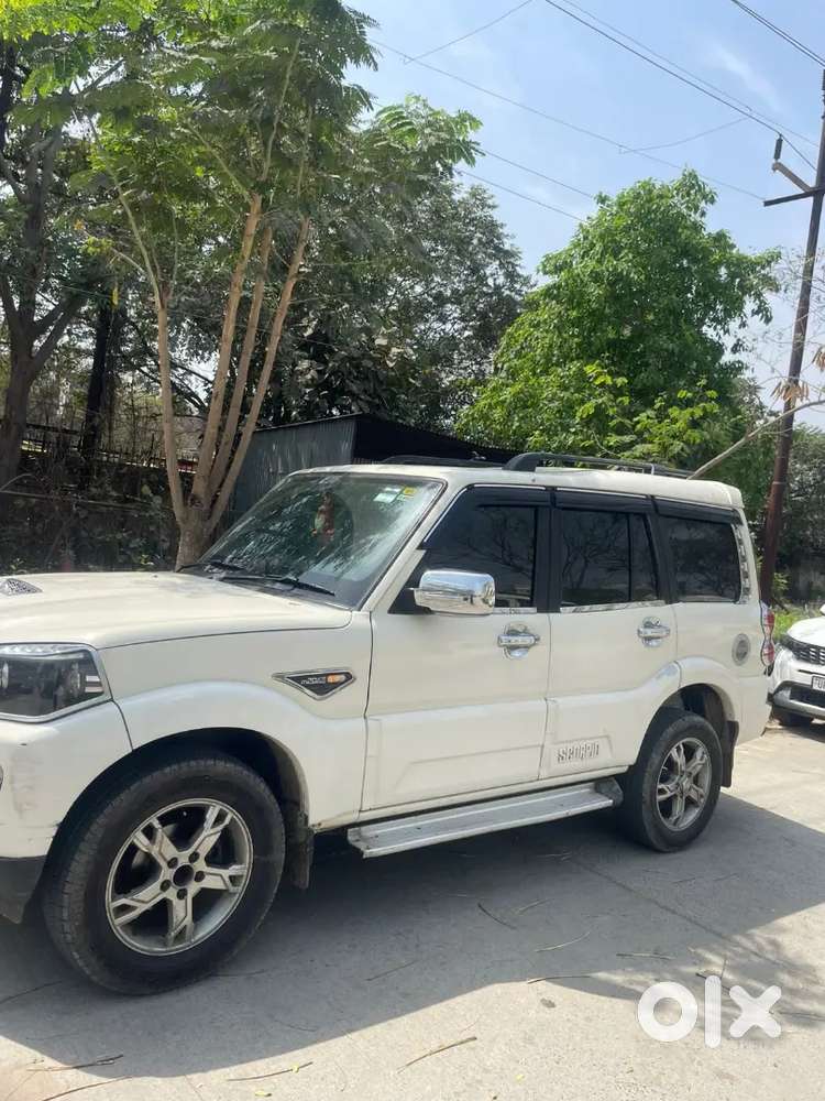 Mahindra Scorpio 2018 Diesel 82000 Km Driven