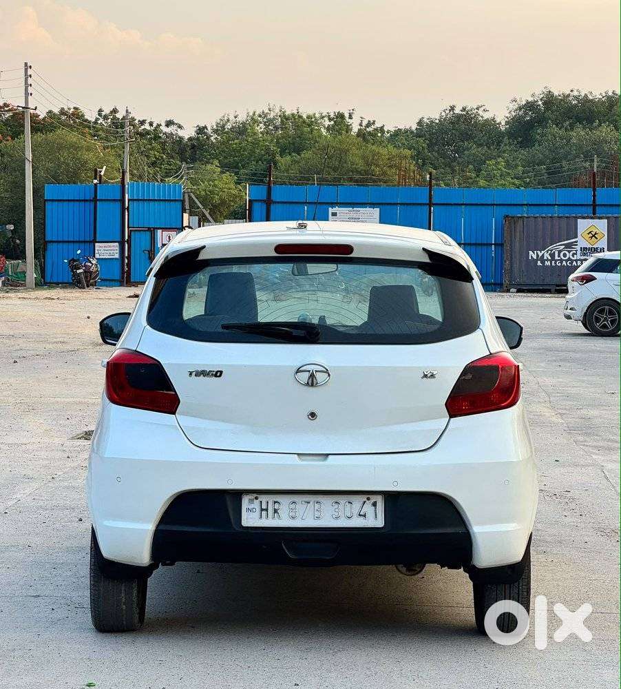 Maruti Suzuki Dzire 1.2 Lxi, 2019, Cng & Hybrids