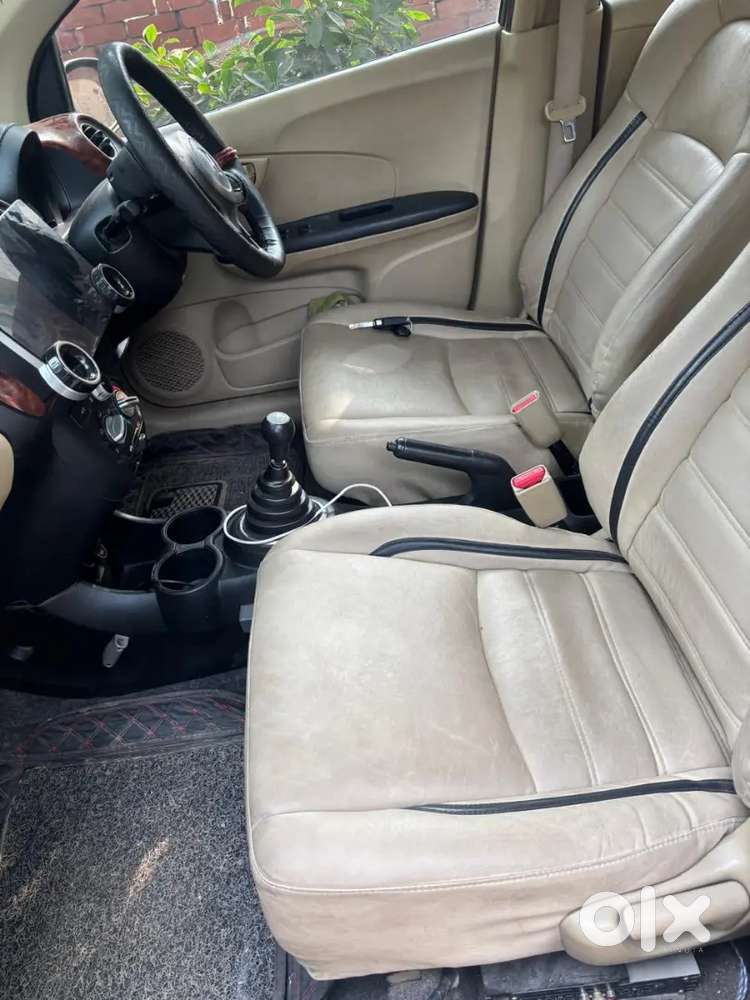 Honda Amaze 2014 Petrol Well Maintained