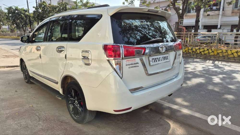 Toyota Innova Crysta 2019