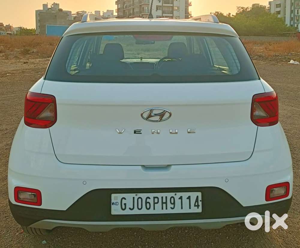 Hyundai Venue S Plus Mt 1.2 Kappa, 2022, Petrol