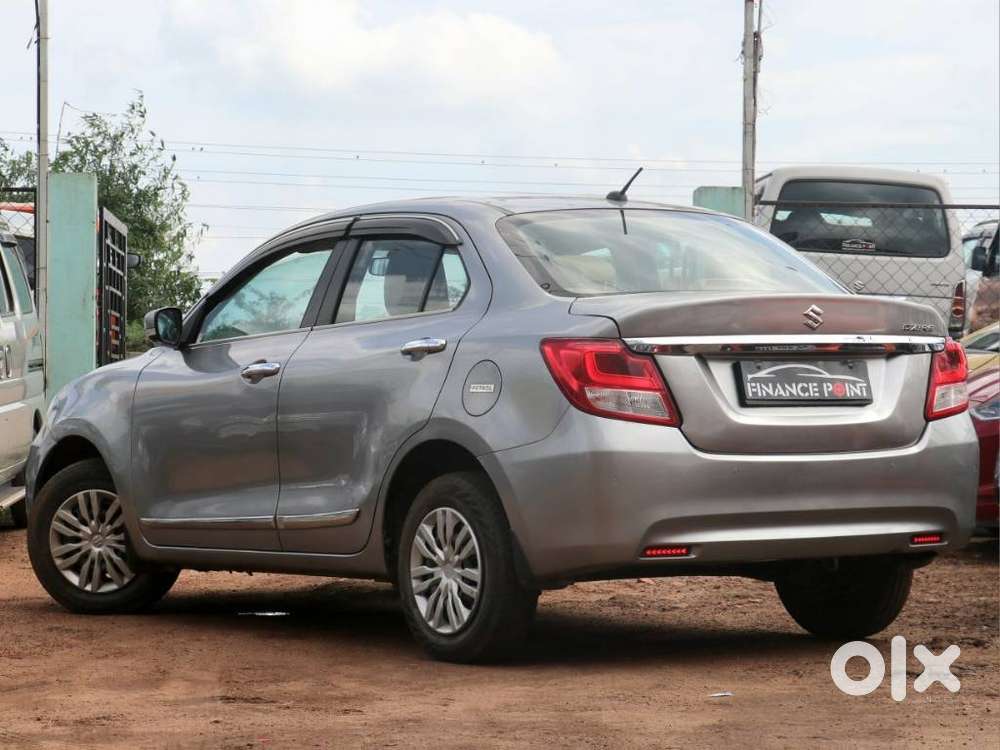 Maruti Suzuki Dzire 1.2 Vxi, 2022, Petrol