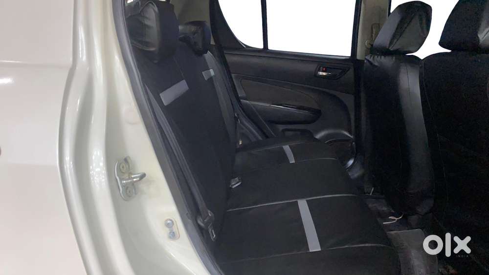 Maruti Suzuki Swift Zxi, 2015, Petrol