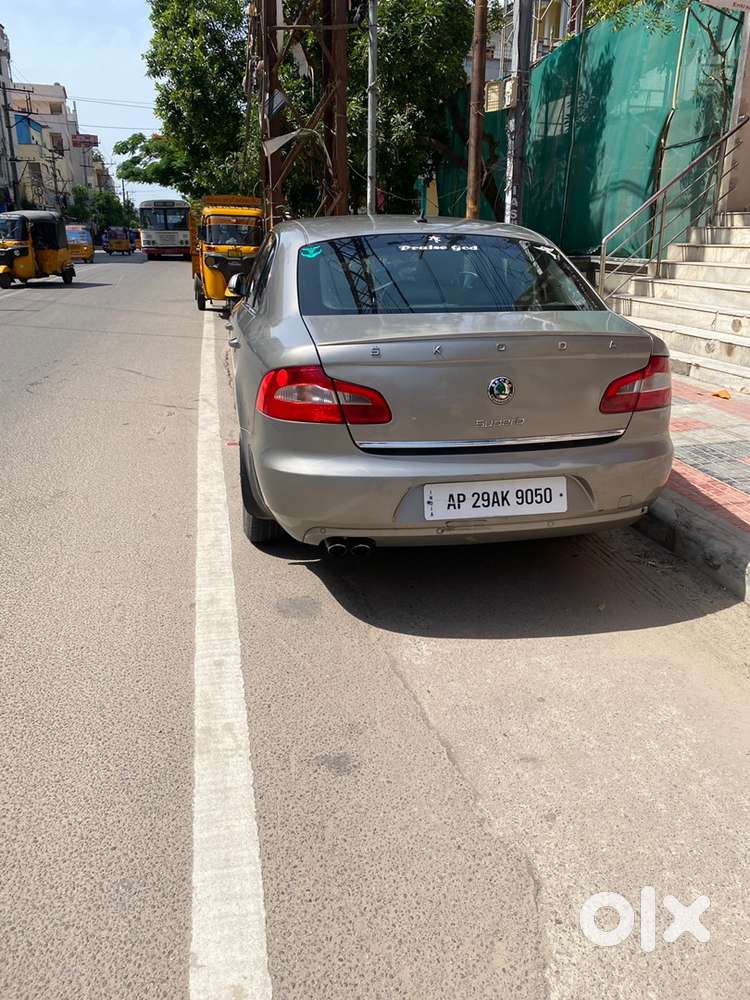 Skoda Superb Automatic 2010