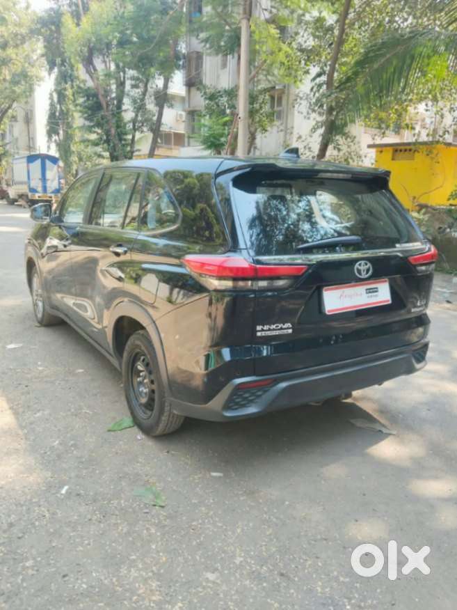 Toyota Innova Hycross 2.0 Zx (o) Hybrid 7 Str, 2023, Petrol
