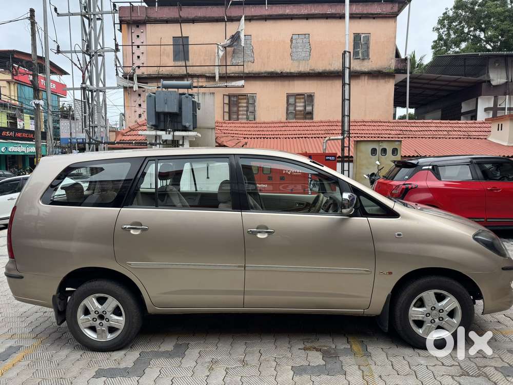 Toyota Innova 2.0 Vx 8 Str, 2005, Diesel
