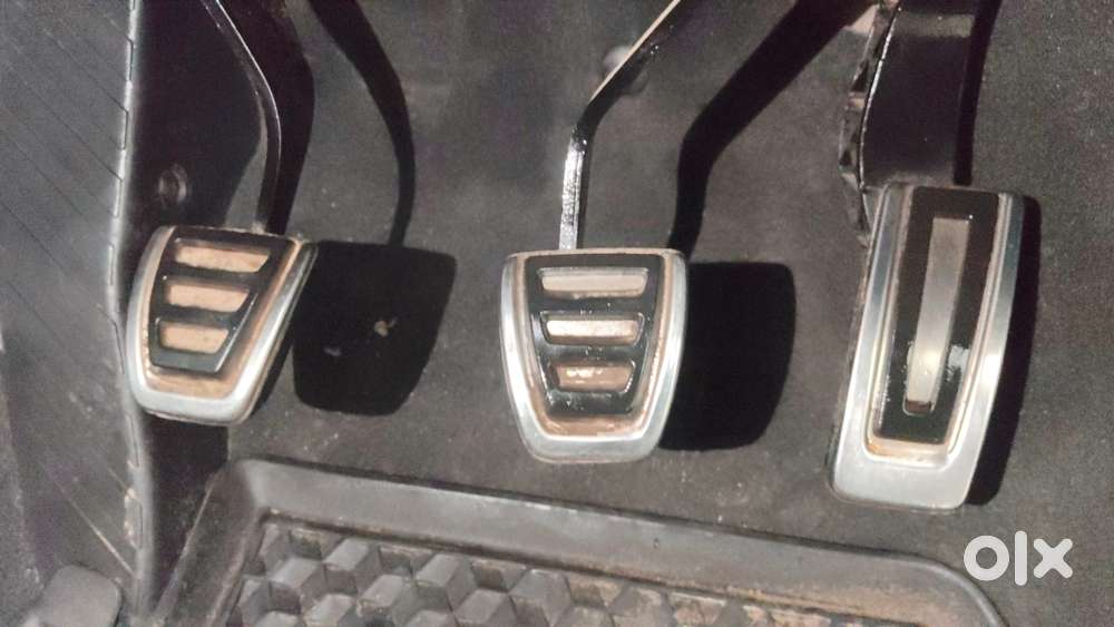 Skoda Kushaq Monte Carlo 1.0l Tsi Mt, 2023, Petrol