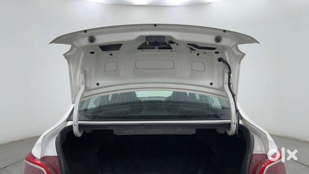 Hyundai Xcent 1.2 Vtvt Sx Option, 2016, Petrol