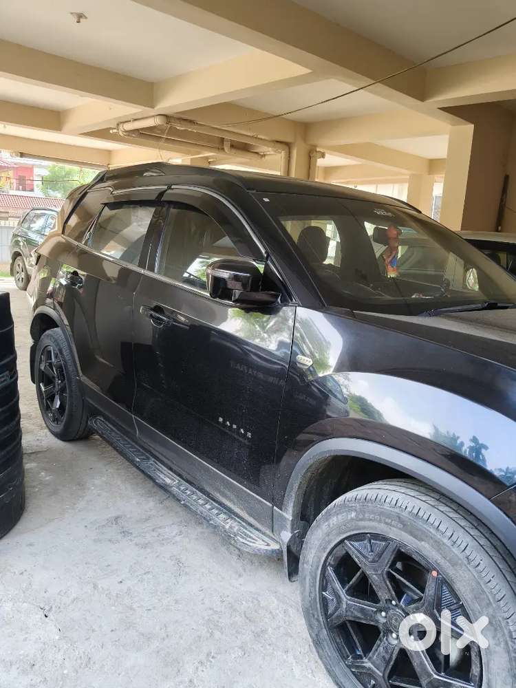 Tata Safari Dark 2024 Edition