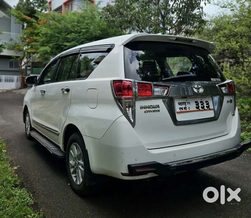 इनोवा क्रिस्टा