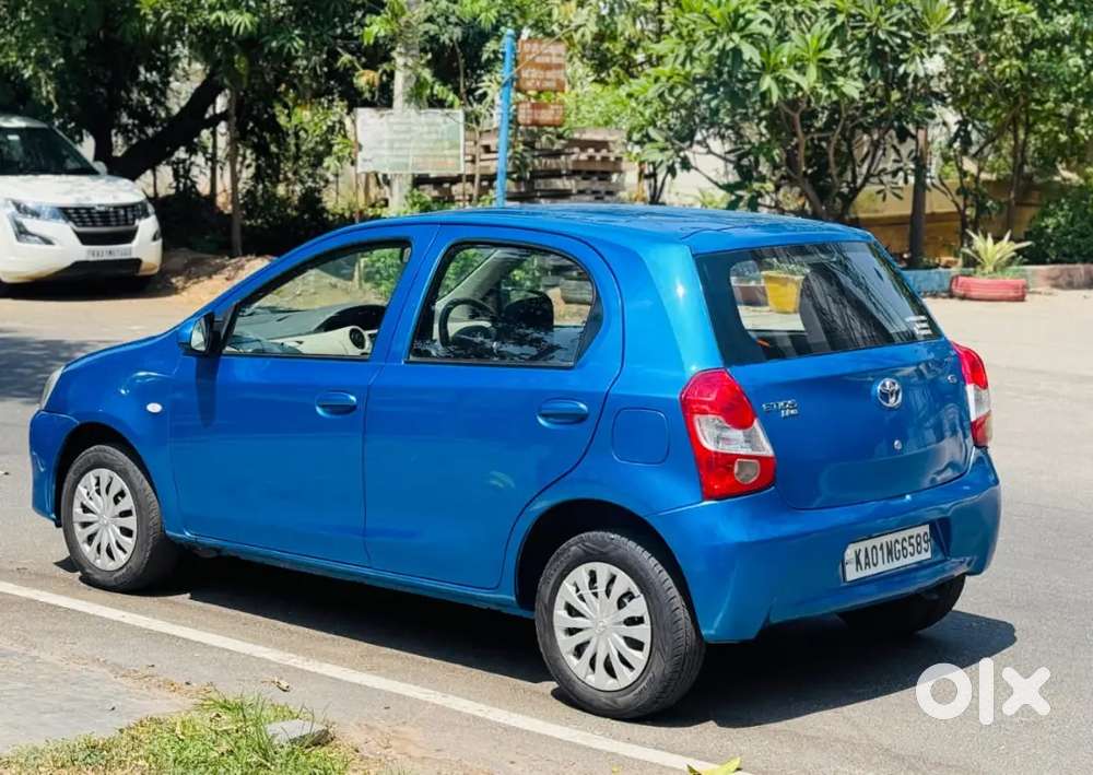 Toyota Etios Liva 2015