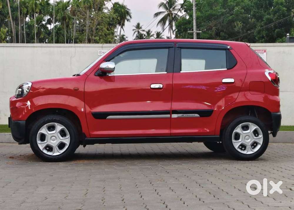 Maruti Suzuki S-presso Vxi Opt, 2022, Petrol