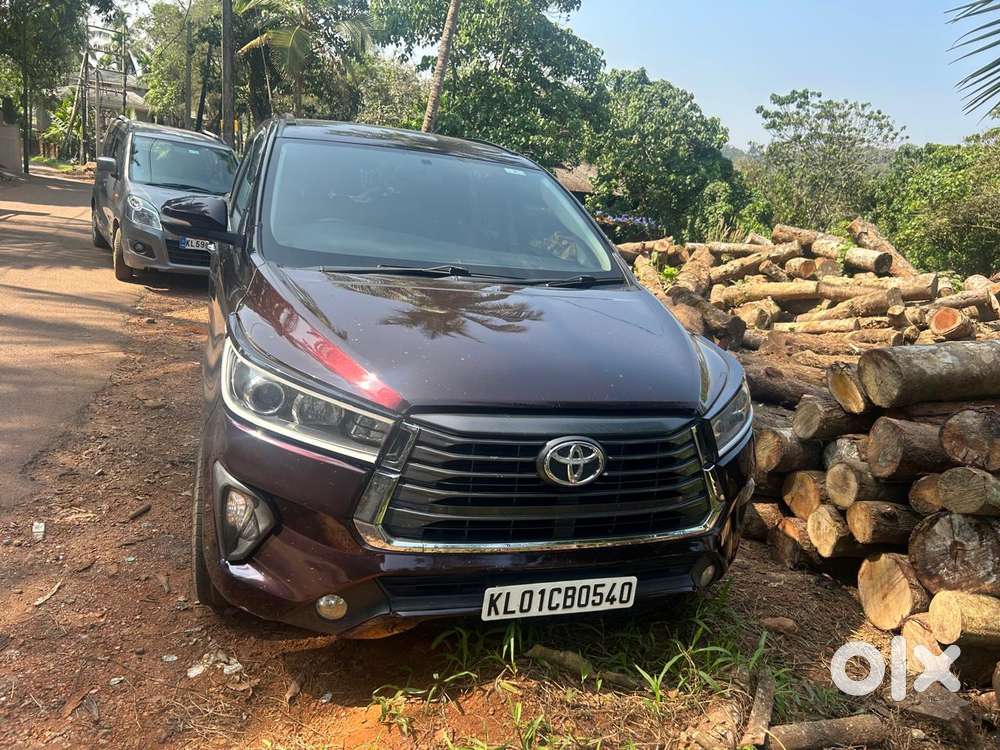 Toyota Innova Crysta