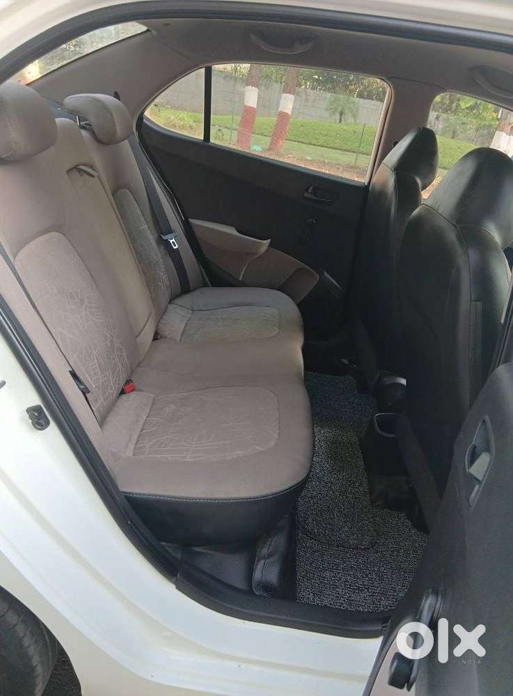 Hyundai Xcent 1.2l Kappa Dual Vtvt 5-speed Manual Base, 2014, Petrol