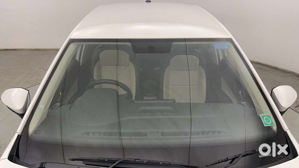 Skoda Slavia Ambition 1.0l Tsi At, 2023, Petrol