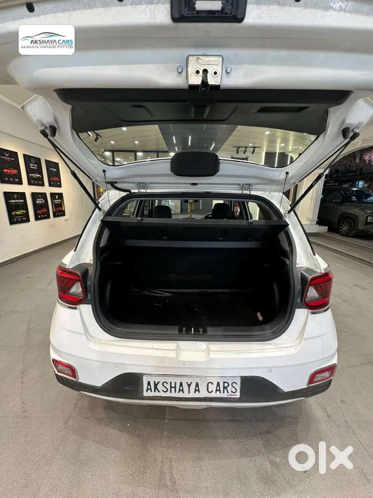 Hyundai Venue S 1.2 Petrol, 2019, Petrol
