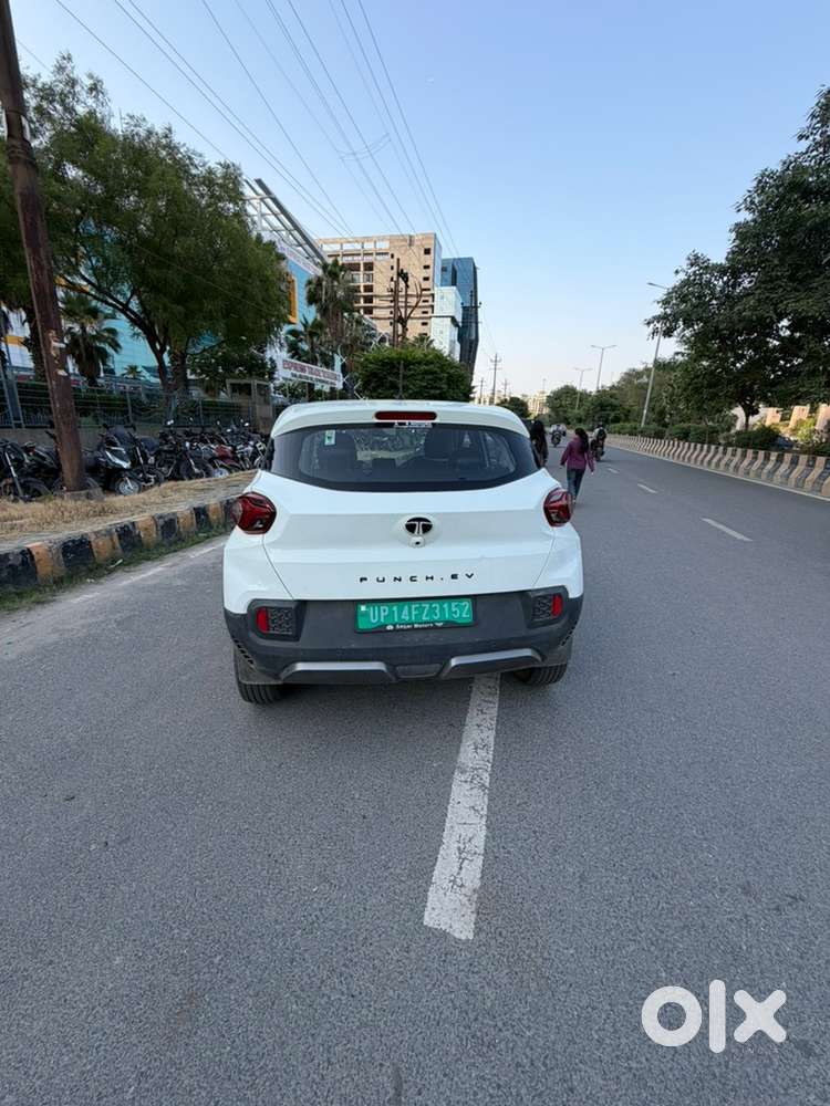 Tata Punch Ev 2024 -punch Adventure Lr Ac Fc