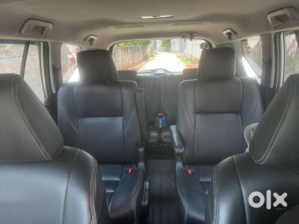 Toyota Innova Crysta G 2019