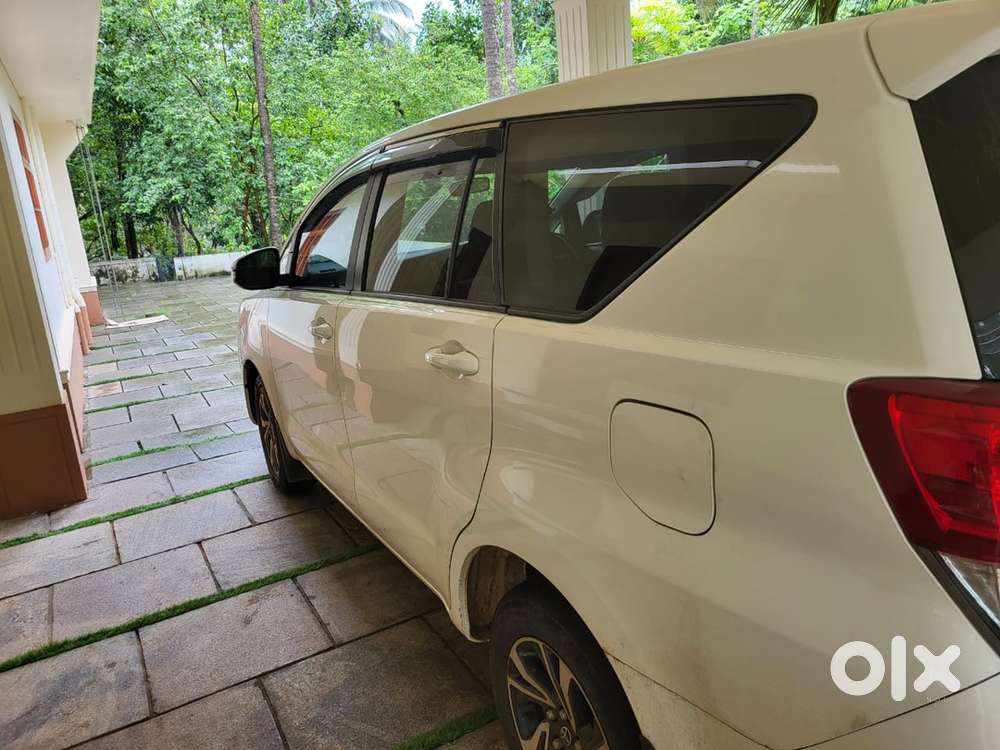 Toyota Innova Crysta 2022 Diesel Manual Limited