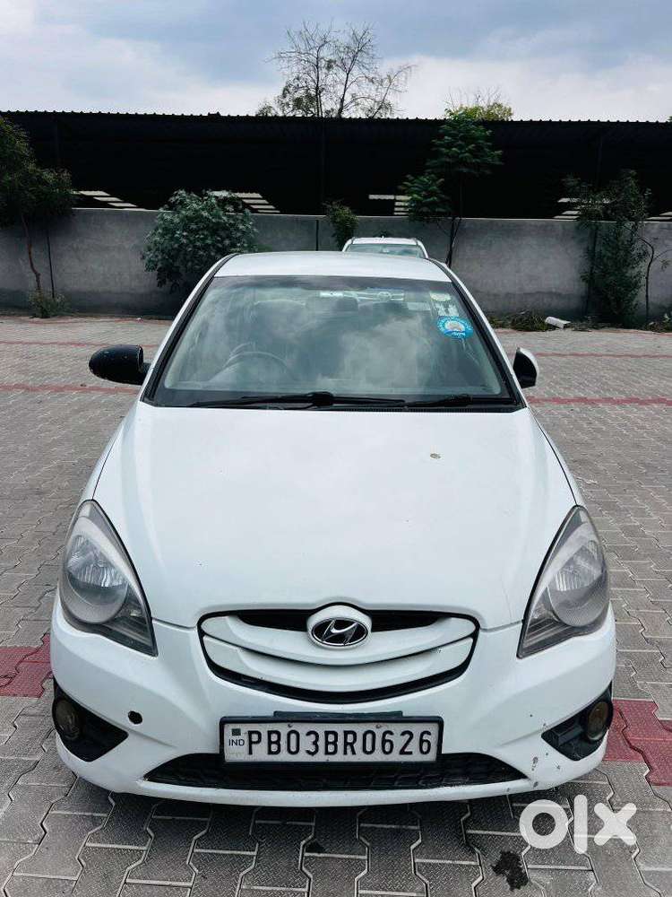 Hyundai Verna Crdi Vgt Sx 1.5, 2011, Diesel
