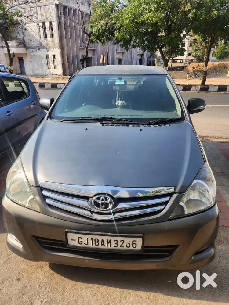 Toyota Innova 2013 Diesel Well Maintained